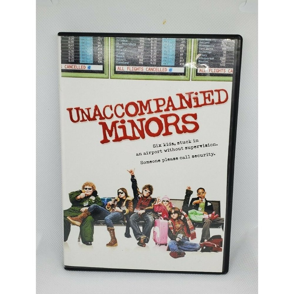 Unaccompanied Minors DVD, Wilmer Valderrama, Walter, No Scratches Clean Comedy